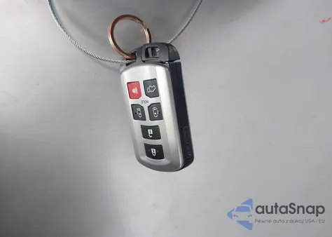 2015 Toyota Sienna Xle 8 Passenger from USA, damaged, VIN 5TDYK3DC4FS655769